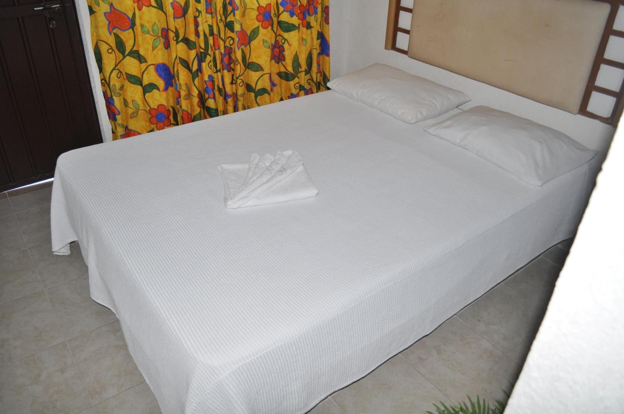 Hotel Acapulco Phòng bức ảnh